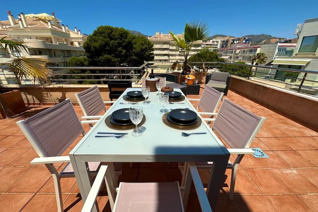 Atico Puerto Marina 2 Hab Con Piscina, 500M De La Plata Lägenhet Torremolinos Exteriör bild