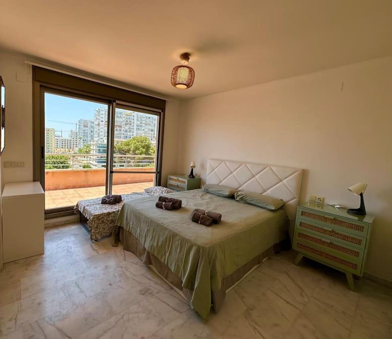Atico Puerto Marina 2 Hab Con Piscina, 500M De La Plata Lägenhet Torremolinos Exteriör bild