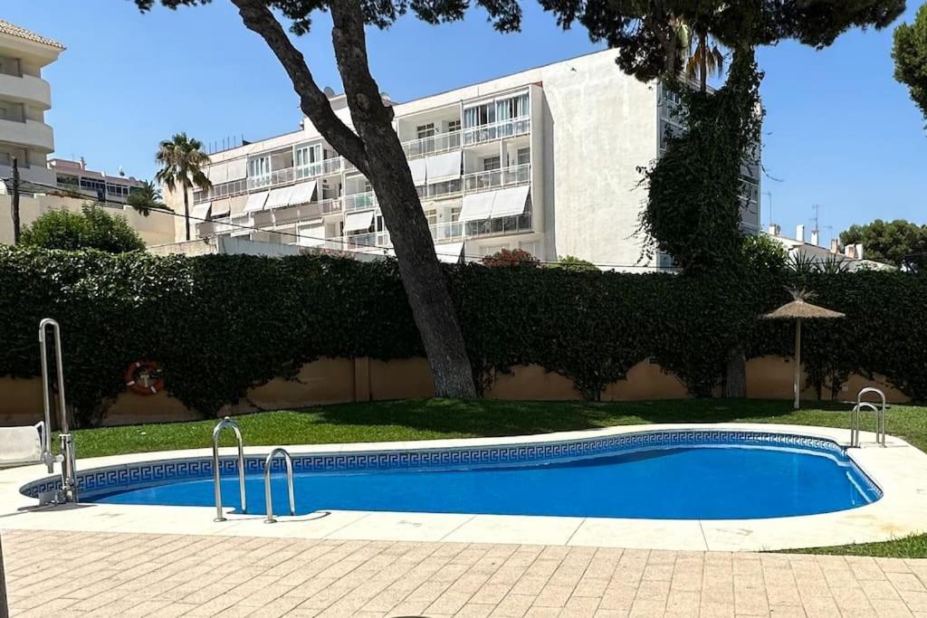 Atico Puerto Marina 2 Hab Con Piscina, 500M De La Plata Lägenhet Torremolinos Exteriör bild